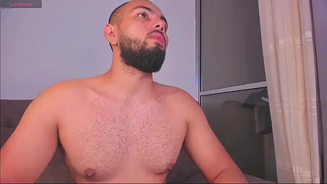 arturguy00 live sex cam