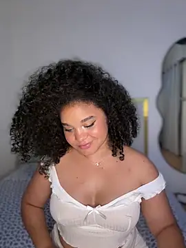 Lucy_wilson5 live sex cam