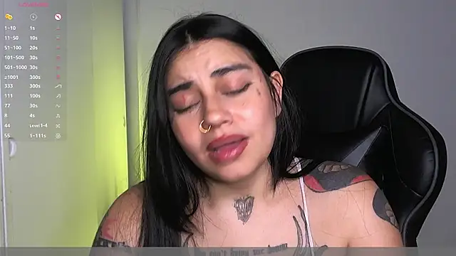 val_bardot's cam snapshot