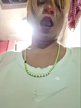 gatadeojosclaros's cam snapshot