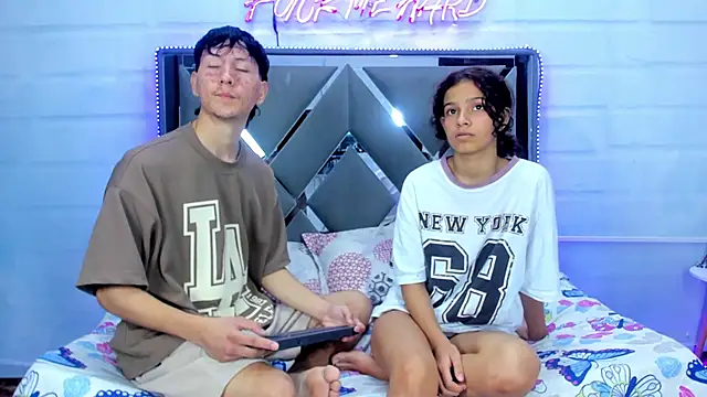 BunnyLove_'s cam snapshot