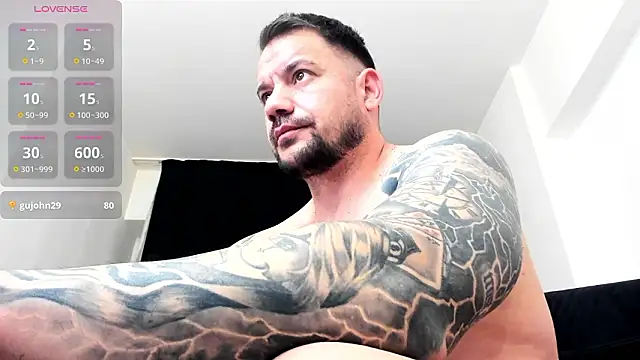 musclemonster31 live sex cam