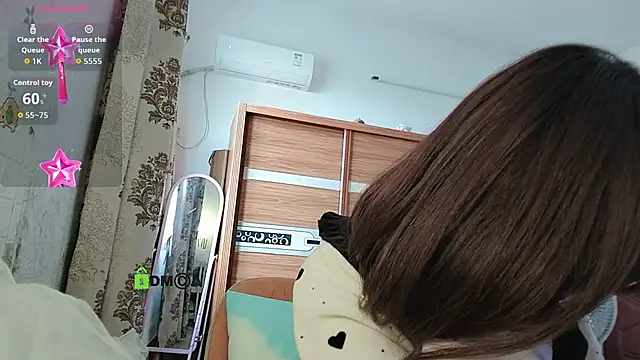 Lili_666 live sex cam