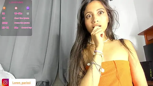 Loren_parissi's cam snapshot