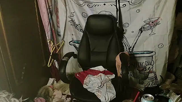 Ombeline1 live sex cam