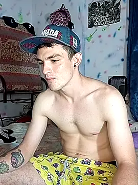 themaykiin18's cam snapshot