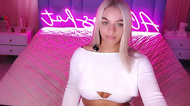 AllwaysHotJ's cam snapshot