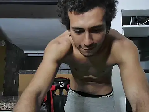 talktome4's cam snapshot