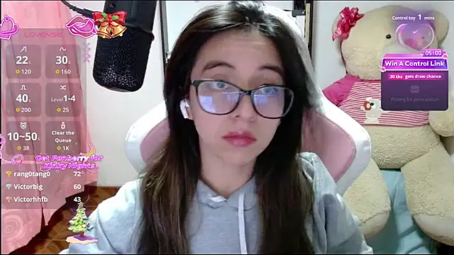 Maggie_Fox3's cam snapshot