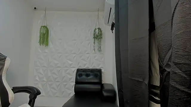 lunay_bigcock420's cam snapshot