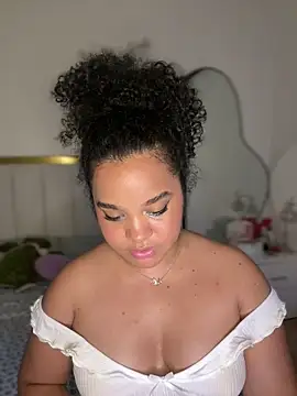 Lucy_wilson5 live sex cam