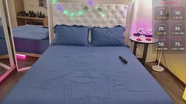 Alice_on_fire's cam snapshot