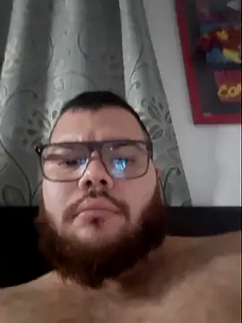 Edmund98 live sex cam