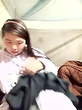 quynhkoolbae's cam snapshot