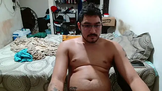 Leonino231 live sex cam