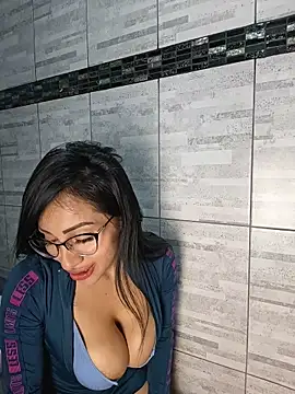 Isabellitasexi38 live sex cam