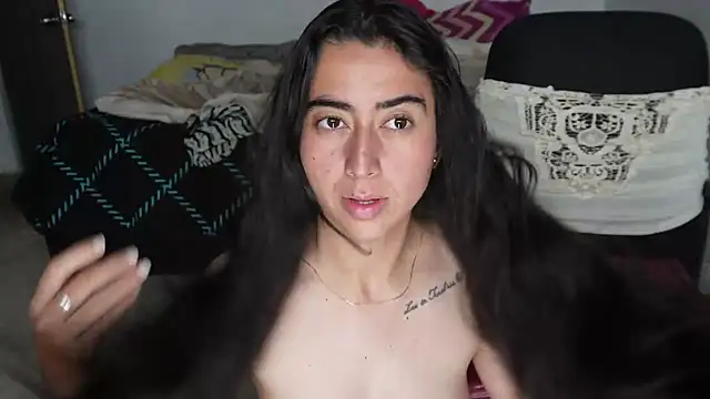 Maylin_brown's cam snapshot