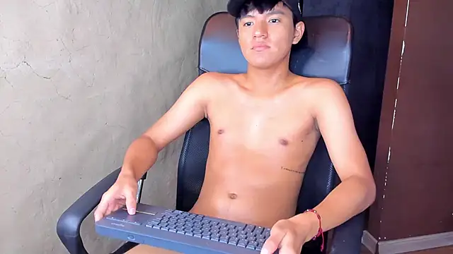 isaac_grimm live sex cam