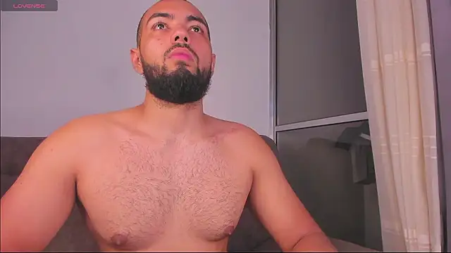 arturguy00 live sex cam