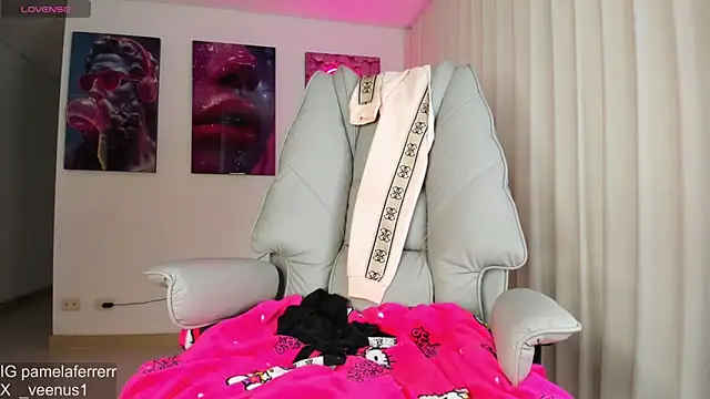 _veenus live sex cam