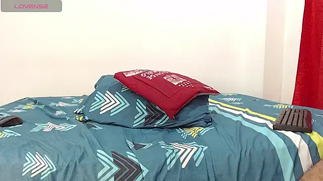 Aroon_Stonne live sex cam