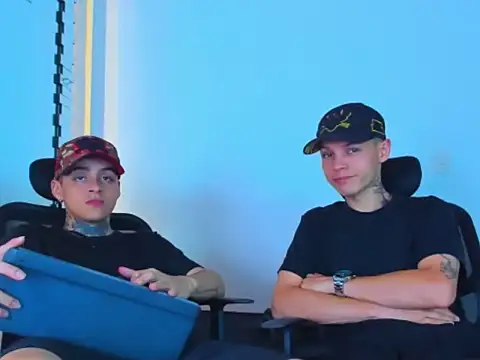 Thomas-Wil live sex cam