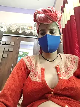 Maahi-Queen live sex cam