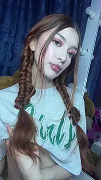 HoneyWeebsss live sex cam