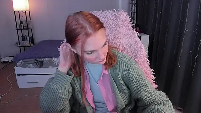 ReddHotPipper's cam snapshot