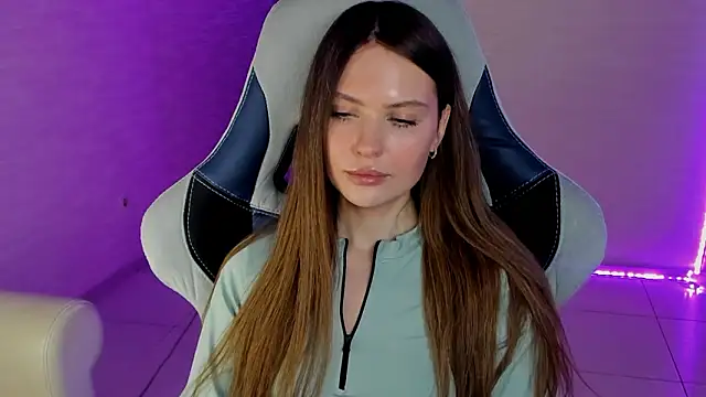 yourArya's cam snapshot