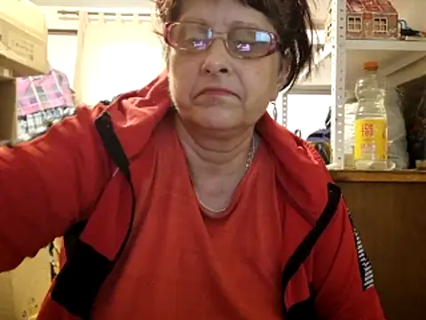 Samantha_Squirt@xh live sex cam