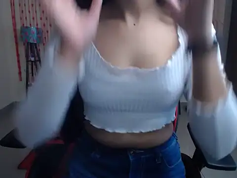 Blossom_rani's cam snapshot