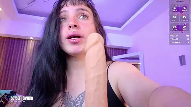 Lucy_Smith2's cam snapshot