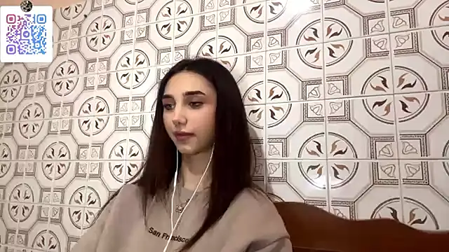 LinaMour live sex cam