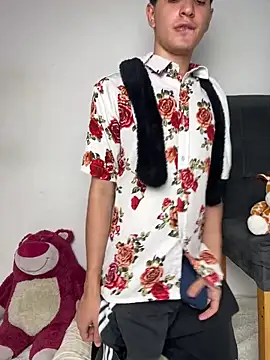 Naim_TheKing live sex cam