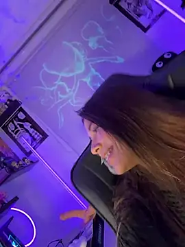 crystal_bunny7 live sex cam