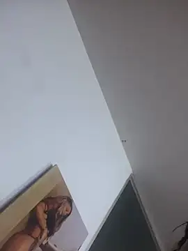 doll_celeste20's cam snapshot