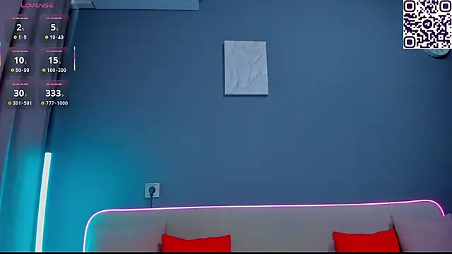 Malika_Lisan's cam snapshot