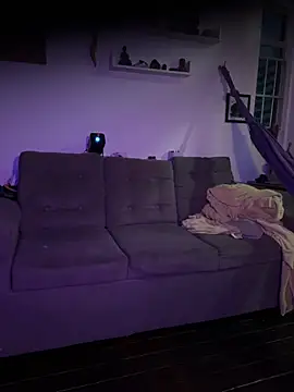 foxxxyntrippy live sex cam