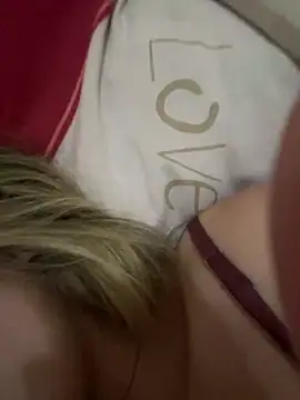 privsloirinha live sex cam