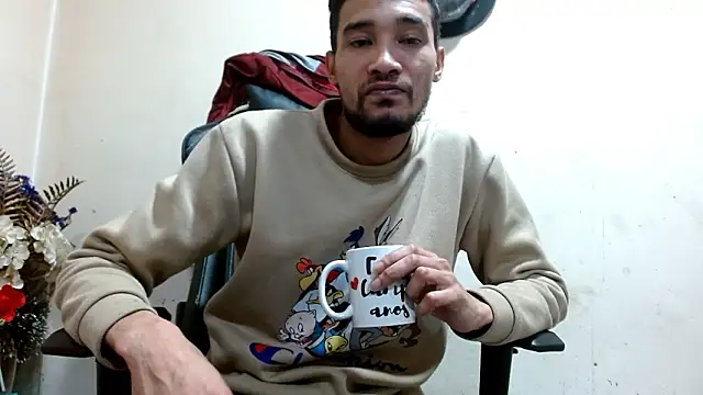 Calientes96's cam snapshot