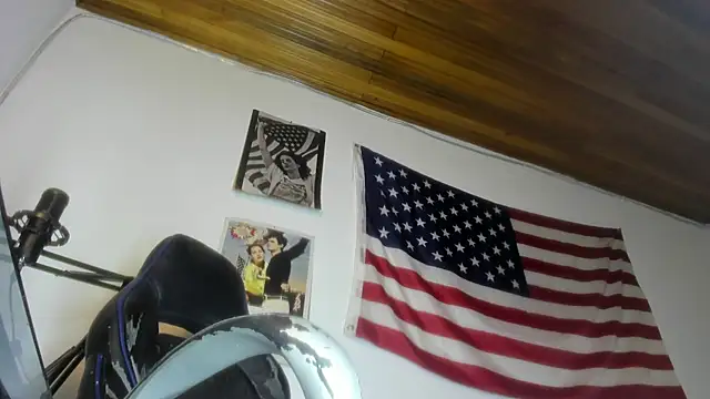 charlie_hotxxx live sex cam