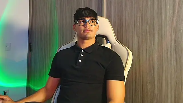 Jimmy_Leeh_'s cam snapshot