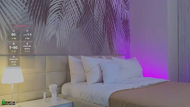 LolaPrise's cam snapshot