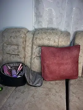 Alysson_LS's cam snapshot