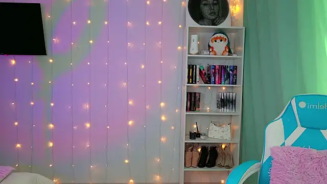 Mercedes_Robinson's cam snapshot