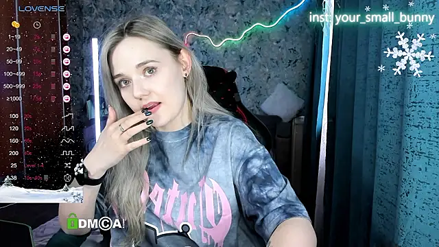 Your_small_bunny live sex cam