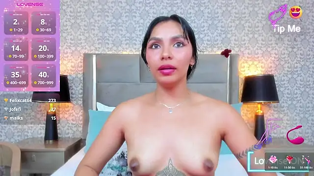 KoralBlum's cam snapshot