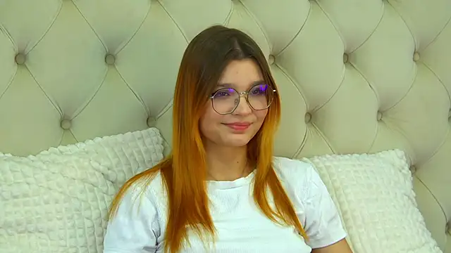 BellaMarebelle's cam snapshot