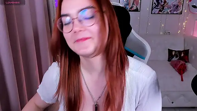 Lily__Evans's cam snapshot